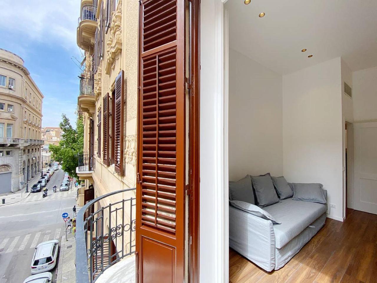 Solemar Sicilia - Palazzo Pirrotta Palermo Exterior foto
